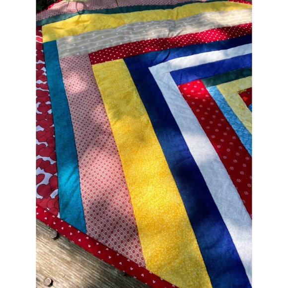 Vintage 1980s Quilted Table Runner Mat Hearts, Rainbow 49x21" - Picture 9 of 11